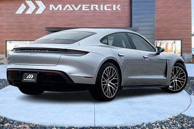 2022 Porsche Taycan Base