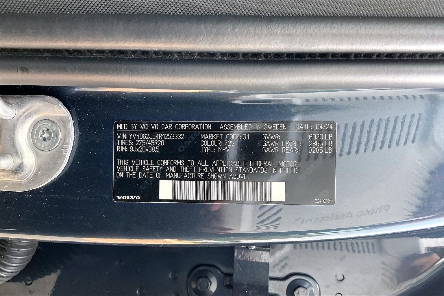 2024 Volvo XC90 B6 Plus Bright Theme 6-Seater