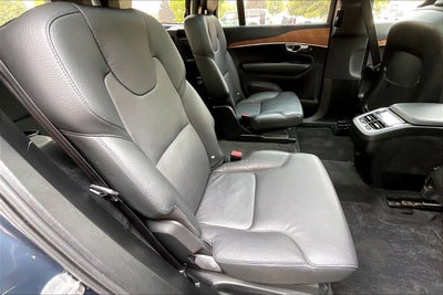 2024 Volvo XC90 B6 Plus Bright Theme 6-Seater