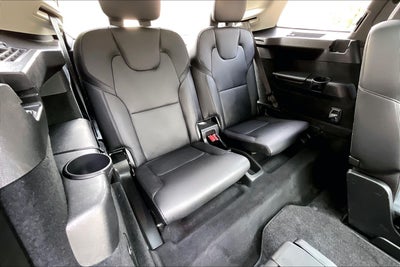 2024 Volvo XC90 B6 Plus Bright Theme 6-Seater