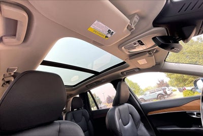 2024 Volvo XC90 B6 Plus Bright Theme 6-Seater
