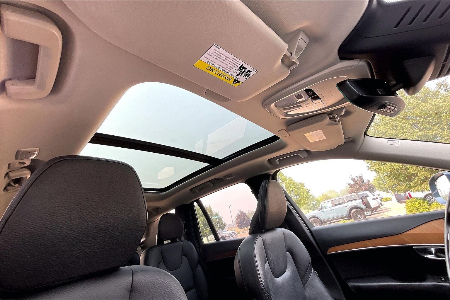 2024 Volvo XC90 B6 Plus Bright Theme 6-Seater
