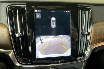 2022 Volvo V90 Cross Country B6