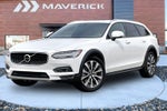 2022 Volvo V90 Cross Country B6