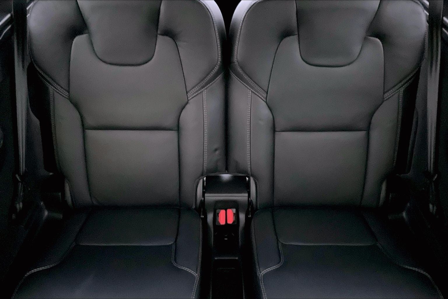 2022 Volvo XC90 T6 Inscription