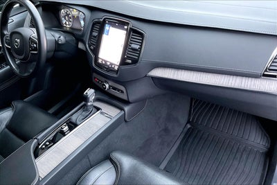 2022 Volvo XC90 T6 Inscription