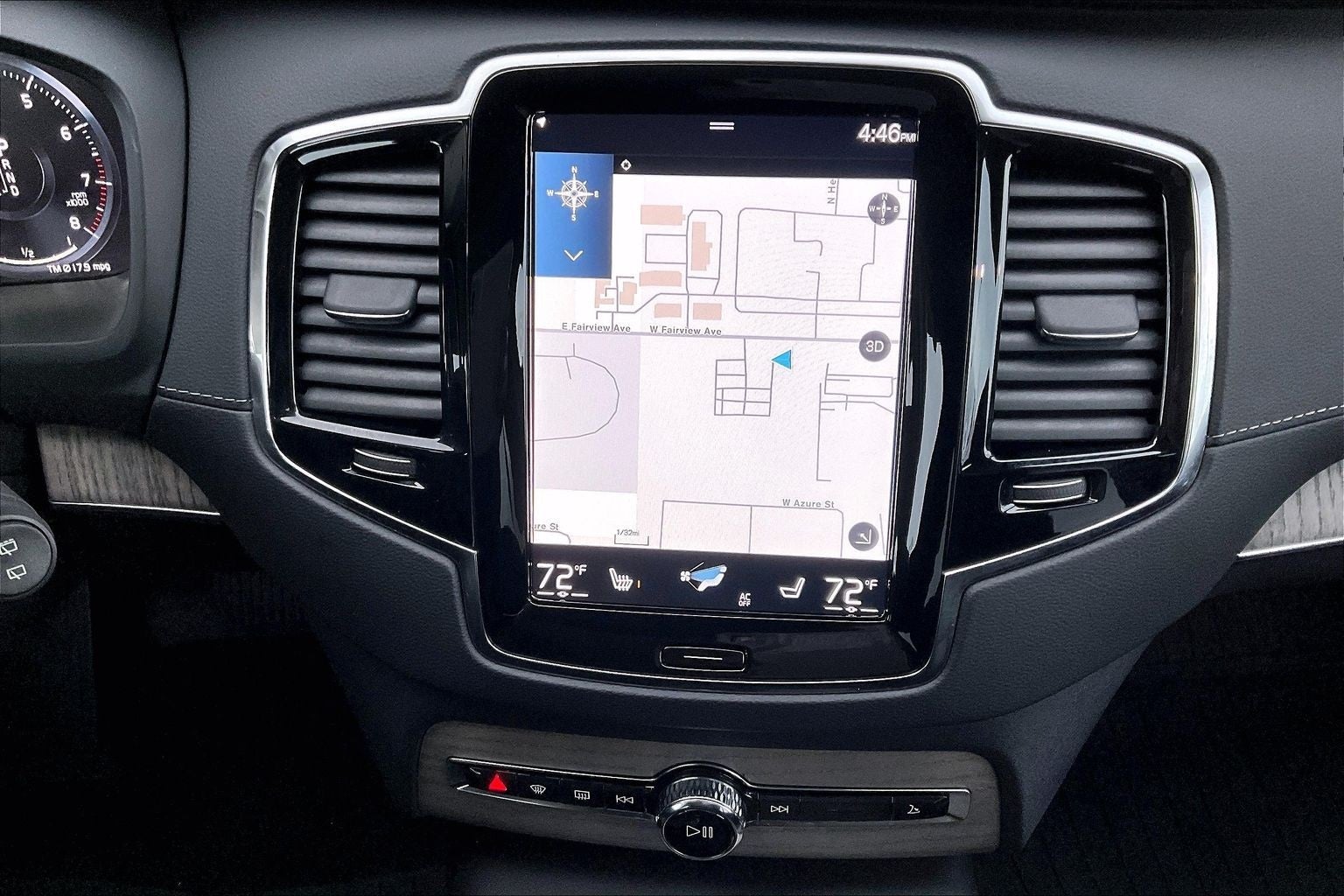 2022 Volvo XC90 T6 Inscription