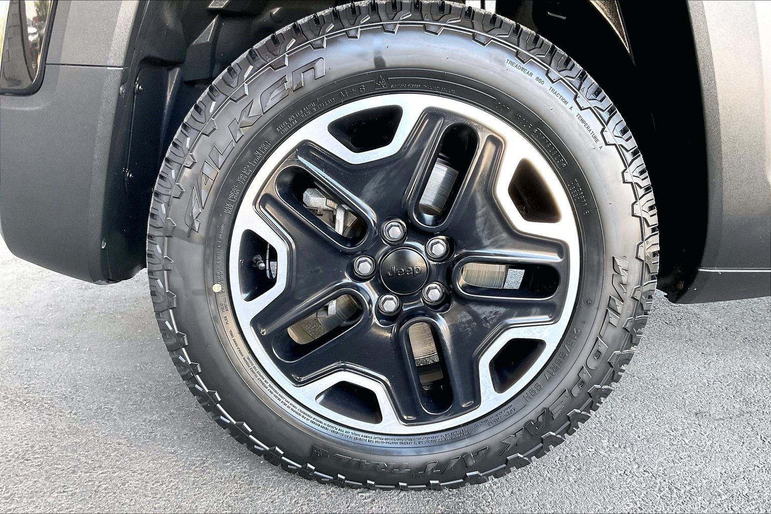 2016 Jeep Renegade Trailhawk